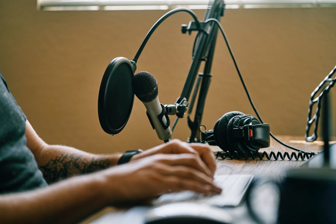We feature some recording techniques for better audio quality to help you determine the best way to record a podcast.