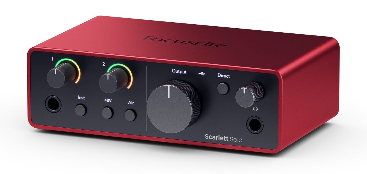 Scarlett 2i2 vs Solo: The Solo offers a variety of sample rates, ranging from 44.1kHz to 192kHz.