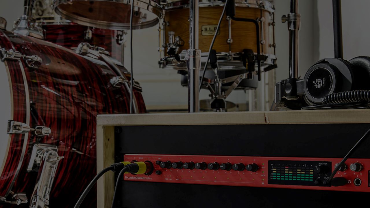 The Clarett+ 8Pre, one of the best 8 channel audio interface, has all-analogue Air mode, with impedance switching, adds presence and clarity to your recordings, recreating the legendary character of the ISA.