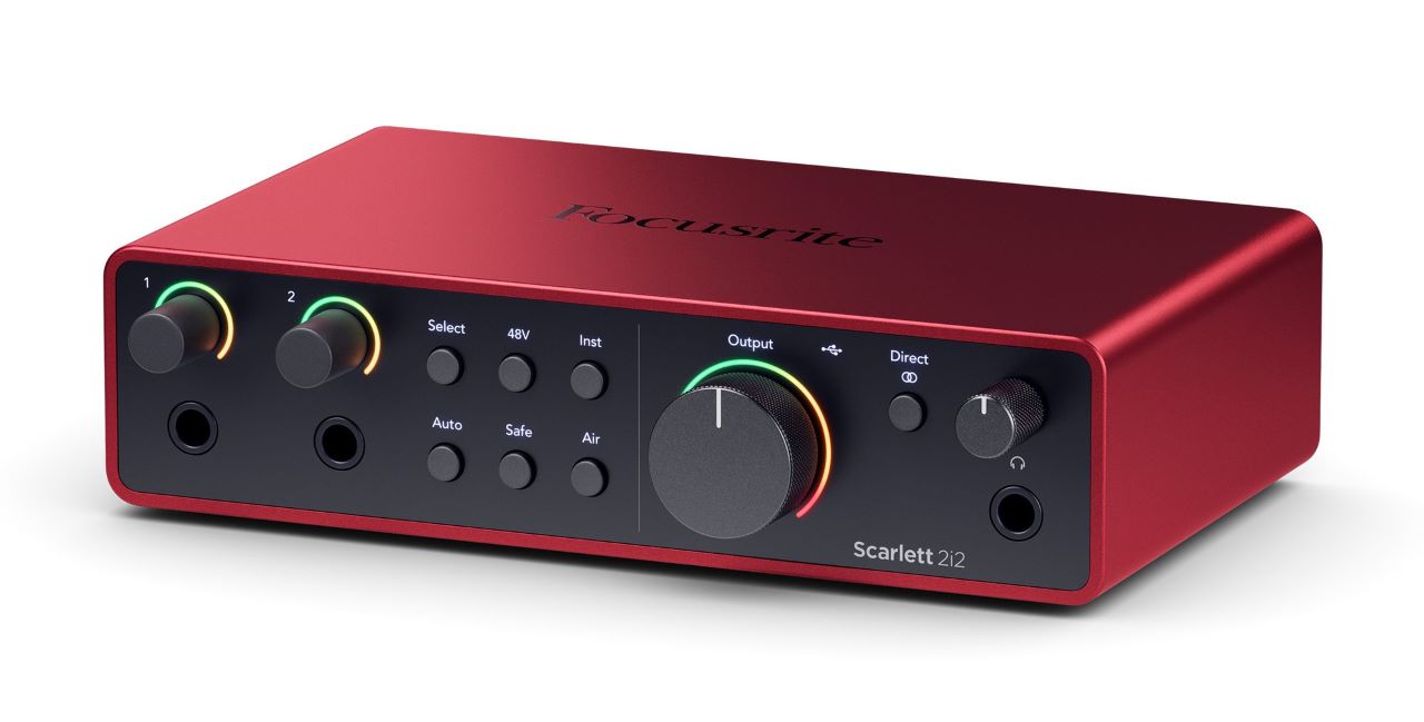 The Scarlett 2i2, one of the best audio interface for Shure SM7B, has USB-C connectivity for modern interfacing.