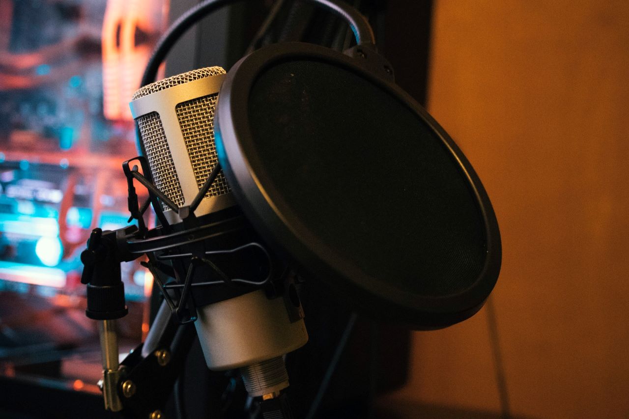 Do you need a pop filter? In a professional studio, where every sound is magnified and every detail matters, a pop filter becomes an indispensable tool.